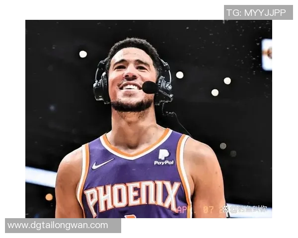 德文布克带领太阳队崛起成NBA新星的背后故事与奋斗历程 德文布克带领太阳队崛起成NBA新星的背后故事与奋斗历程